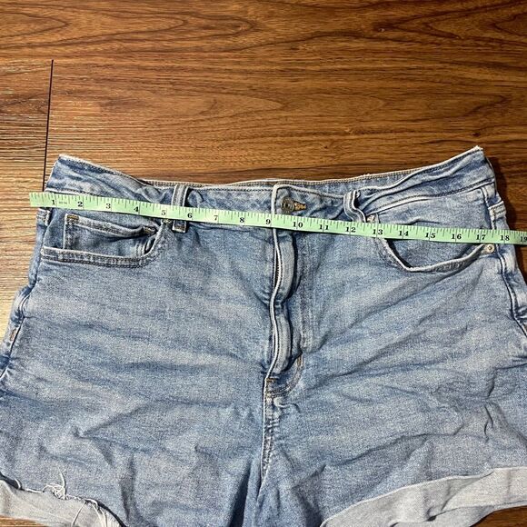 American Eagle Outfitters Stretch Cuffed Jeans Shorts Cotton Blue Womens Size 16 - Picture 4 of 7